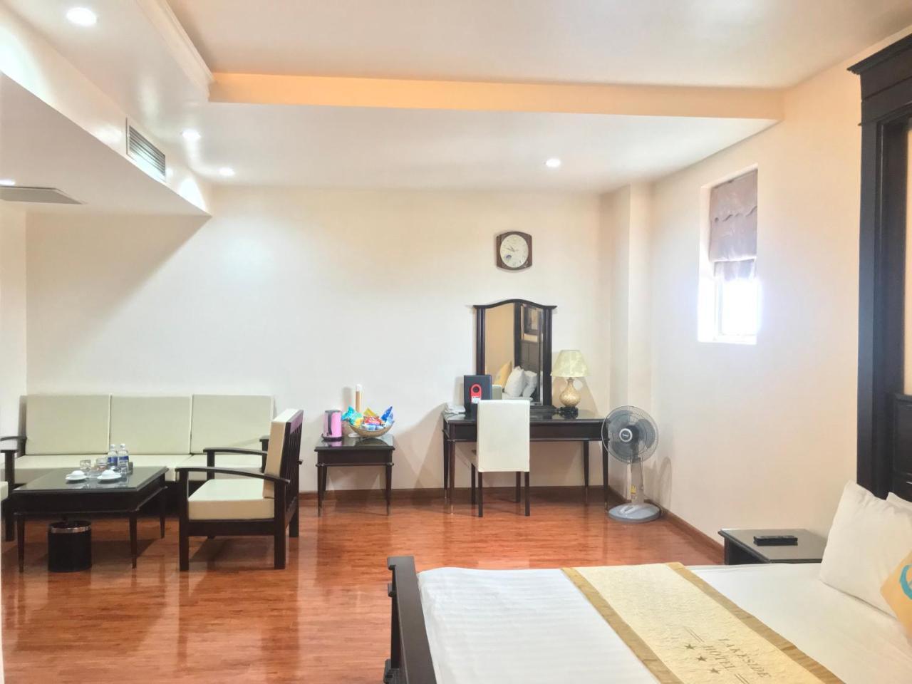 Lakeside 2 Hotel Nam Dinh Nhu Thuc Екстер'єр фото
