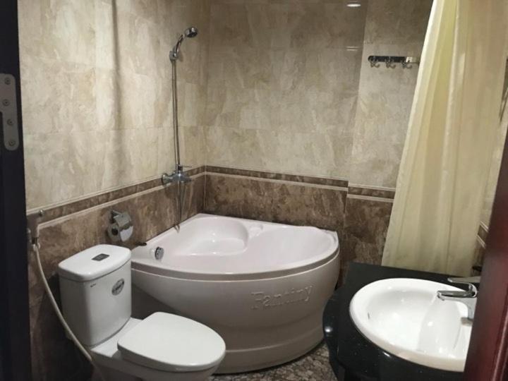 Lakeside 2 Hotel Nam Dinh Nhu Thuc Екстер'єр фото